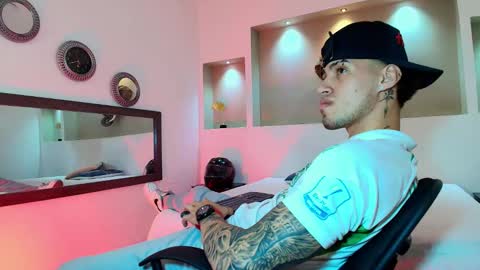 AUSTIN  online show from February 7, 1:58 am