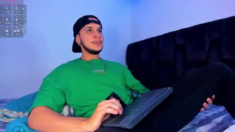 Snapshot of austin_curry chatting on January 5, 1:45 am A online show from January 5, 1:45 am