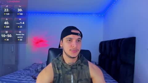 Snapshot of austin_curry chatting on February 1, 10:23 pm A online show from February 1, 10:23 pm