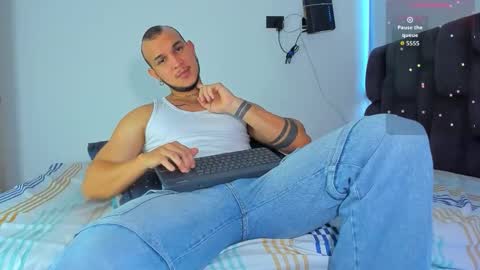 A online show from February 11, 10:26 pm