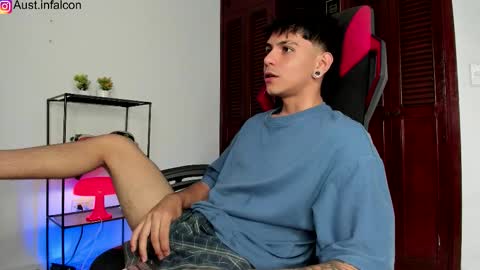 Austin online show from March 19, 8:02 pm