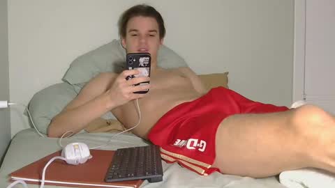 Snapshot of auston_r1ch chatting on December 25, 5:05 am Auston 3 online show from December 25, 5:05 am