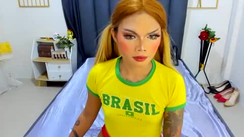 ava gonz online show from June 20, 12:30 pm