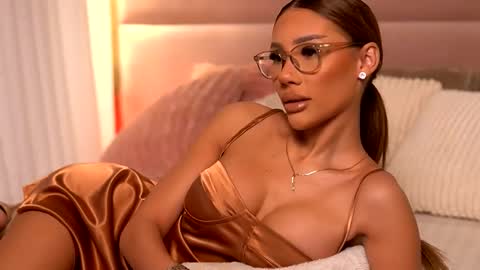 Ava online show from January 12, 3:34 am