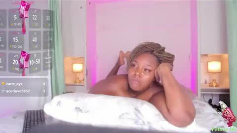 Snapshot of avajamess_ chatting on June 20, 11:51 pm EVA online show from June 20, 11:51 pm