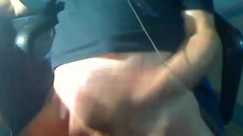 Snapshot of avan05 chatting on December 13, 7:53 pm avan05 online show from December 13, 7:53 pm