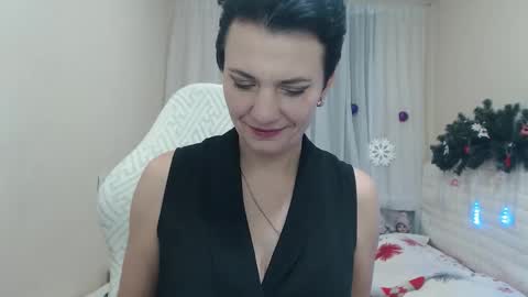 avasaturnian online show from December 2, 7:42 pm