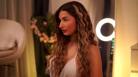 Carina online show from January 27, 3:26 am