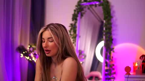 Carina online show from February 14, 12:41 am