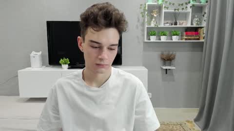 Snapshot of avegothy chatting on February 12, 1:37 pm gothy 3 online show from February 12, 1:37 pm