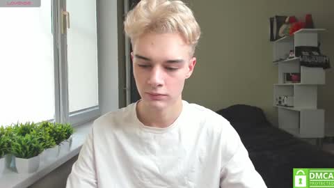 Snapshot of avegothy chatting on March 10, 12:48 pm gothy 3 online show from March 10, 12:48 pm