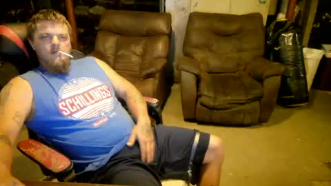 Snapshot of averag3joe chatting on July 26, 3:04 am averag3joe online show from July 26, 3:04 am