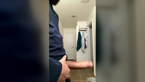 Snapshot of average210 chatting on January 17, 11:30 pm average210 online show from January 17, 11:30 pm