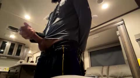 Snapshot of average210 chatting on February 17, 12:29 am average210 online show from February 17, 12:29 am