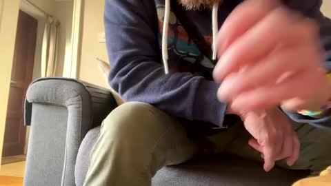 Snapshot of averagebar chatting on November 1, 3:03 pm averagebar online show from November 1, 3:03 pm