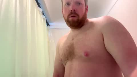 Snapshot of averagedan90 chatting on March 1, 12:29 pm Dan online show from March 1, 12:29 pm