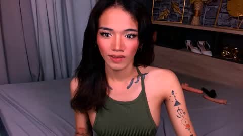 Avery online show from December 2, 8:48 pm