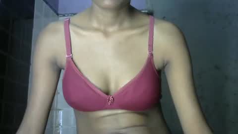 avery_lust01 online show from June 6, 6:51 am