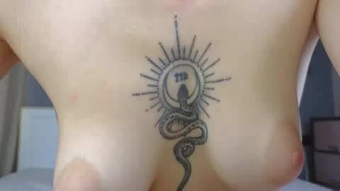 Snapshot of avgustina_love chatting on February 11, 9:58 am avgustina_love online show from February 11, 9:58 am