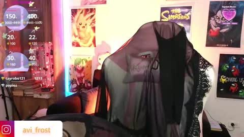 Snapshot of avi_frost chatting on February 12, 10:14 am Saraaaa independent model 3 online show from February 12, 10:14 am