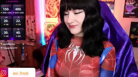 Snapshot of avi_frost chatting on February 20, 5:23 am Saraaaa independent model 3 online show from February 20, 5:23 am