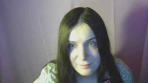 avialenne online show from April 24, 5:26 pm