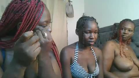 avian_babe1 online show from June 25, 10:14 pm