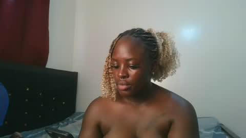 avian_babe1 online show from July 17, 11:28 am