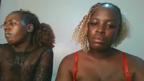 avian_babe1 online show from July 18, 12:37 am