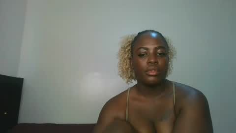 avian_babe1 online show from July 22, 10:18 am