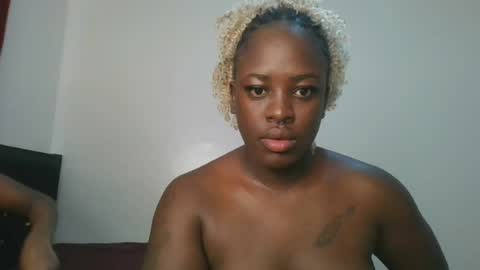 avian_babe1 online show from July 25, 10:02 am