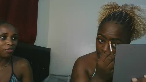 avian_babe1 online show from July 27, 7:32 pm