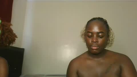 avian_babe1 online show from July 31, 9:30 am