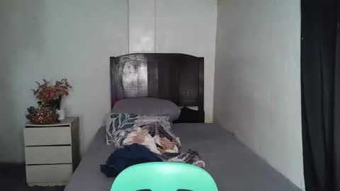 Snapshot of aviana_heart12 chatting on February 21, 6:25 am Call me Aya online show from February 21, 6:25 am