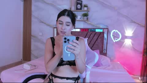 Avigail  online show from April 11, 6:45 pm