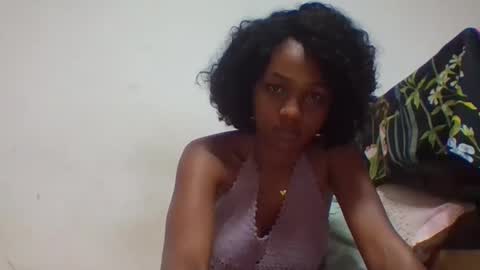 Snapshot of avotraina chatting on February 20, 11:27 pm avotraina online show from February 20, 11:27 pm