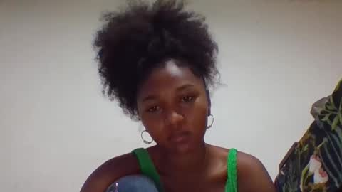 Snapshot of avotraina chatting on March 2, 7:59 am avotraina online show from March 2, 7:59 am