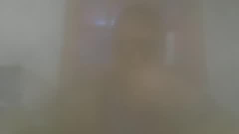 Snapshot of avrilogx chatting on March 18, 8:06 am dani danilo online show from March 18, 8:06 am