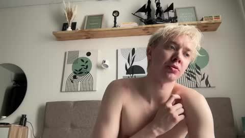 Avrora Jessie online show from April 11, 7:02 am