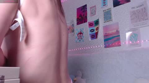 avrora_sweetyme online show from October 19, 6:19 pm