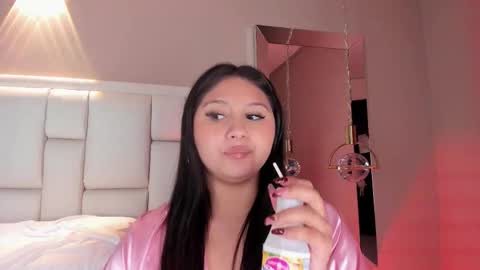 Avy  online show from January 5, 5:27 pm