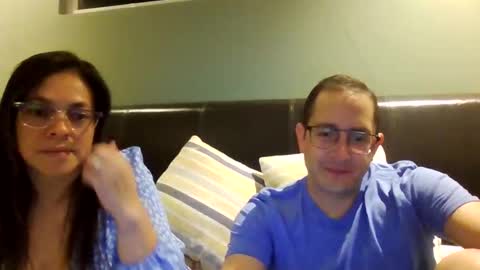 Snapshot of awesome_couple_hell chatting on October 20, 3:40 am hell yeah online show from October 20, 3:40 am