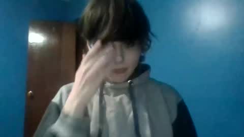 Snapshot of awesomename42 chatting on February 12, 12:27 am awesomename42 online show from February 12, 12:27 am