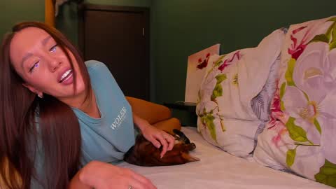 Awgustina online show from January 5, 1:47 pm