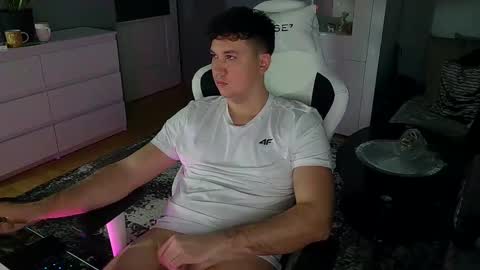 Artur online show from February 22, 6:52 pm