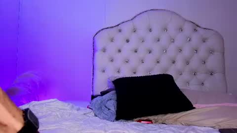 axarasss online show from June 11, 2:53 am