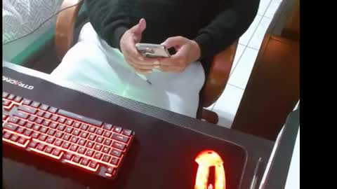 Alex online show from February 1, 8:51 pm