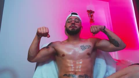 Snapshot of axel_7070 chatting on October 30, 2:51 pm Independiente Model online show from October 30, 2:51 pm