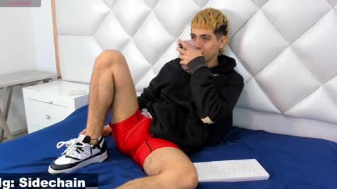 Axel cifer online show from January 4, 12:59 pm