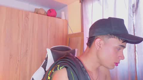 AXEL online show from July 12, 8:11 pm